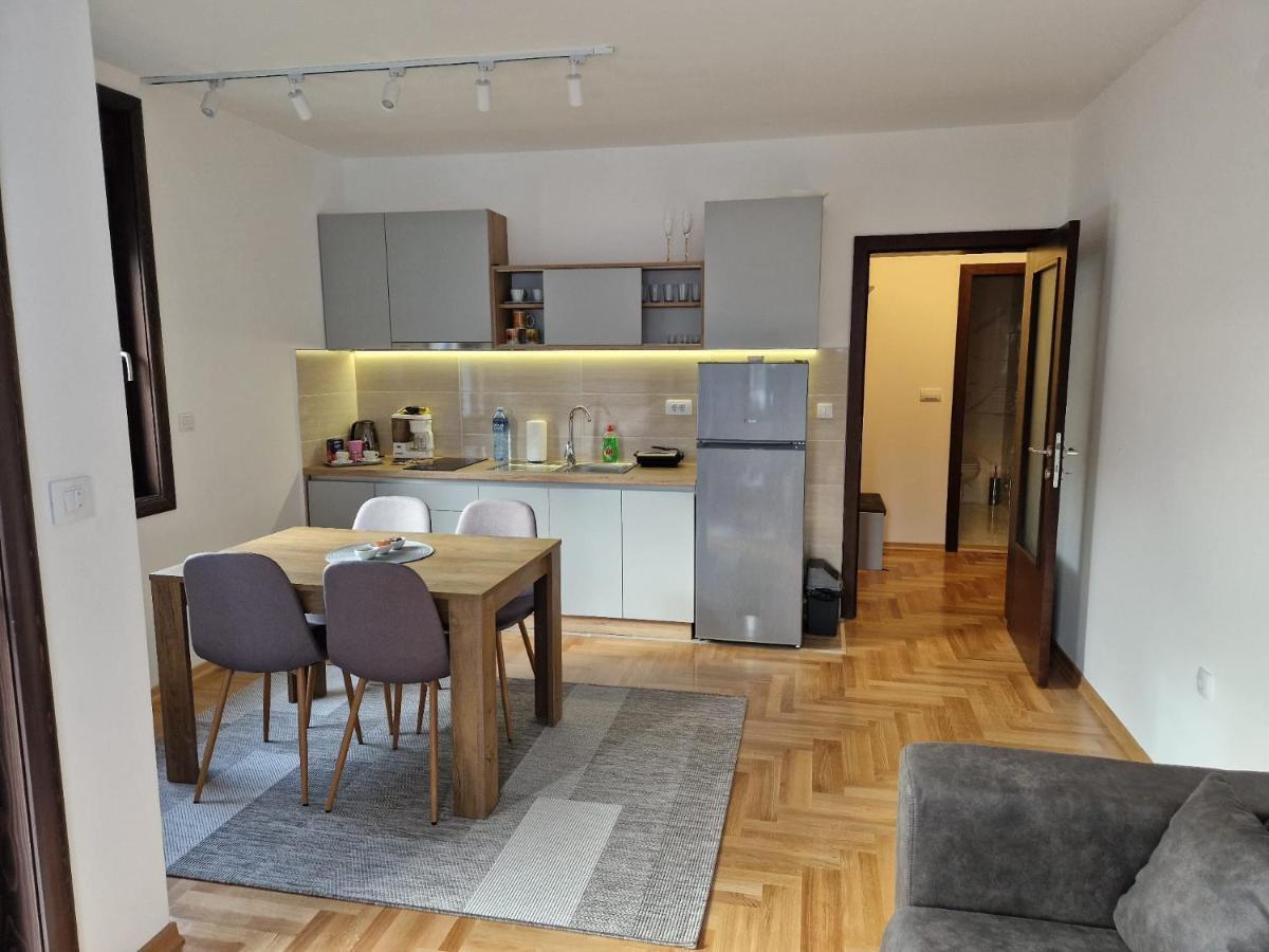 Mb Lux Apartment Vrnjacka Banja Exterior photo